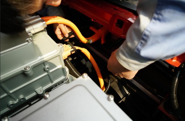 北汽ev260测评,续航评测车评人