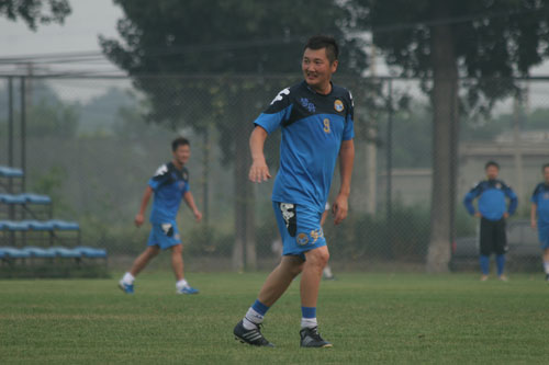 国足中韩长沙胜利,国足比赛张艺兴领唱