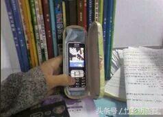 学生上课玩手机学校一般怎么处理,学生上课玩手机不可弥补的错误