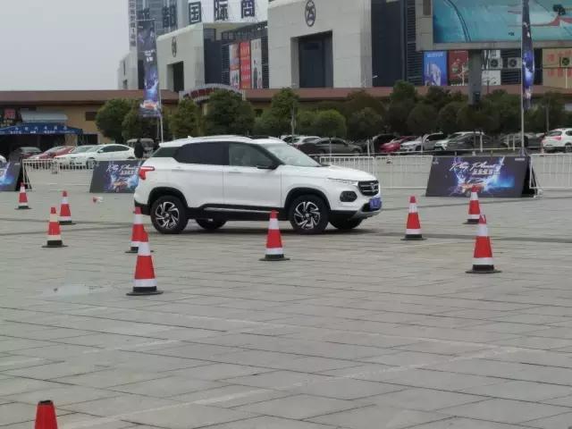 自在如风的少年上热门,宝骏510手动舒适版跑高速