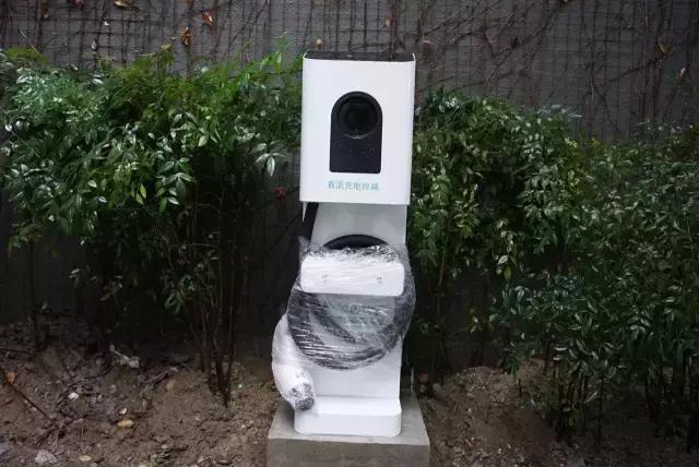 成都共享汽车增至6家，最全实测报告在此！9.9开奔驰都是豁你