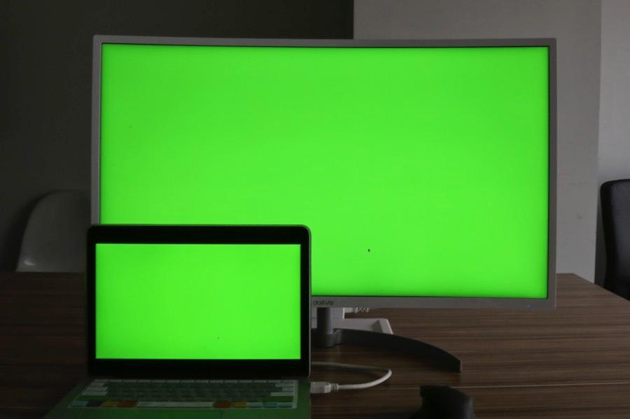 曲面屏显示器看起来真的舒服吗,27寸165hz2k曲面显示屏体验效果