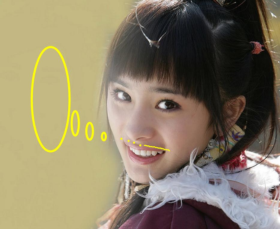 别瞎想：不是嘴歪是没有画好唇线！我赶紧照了下镜子