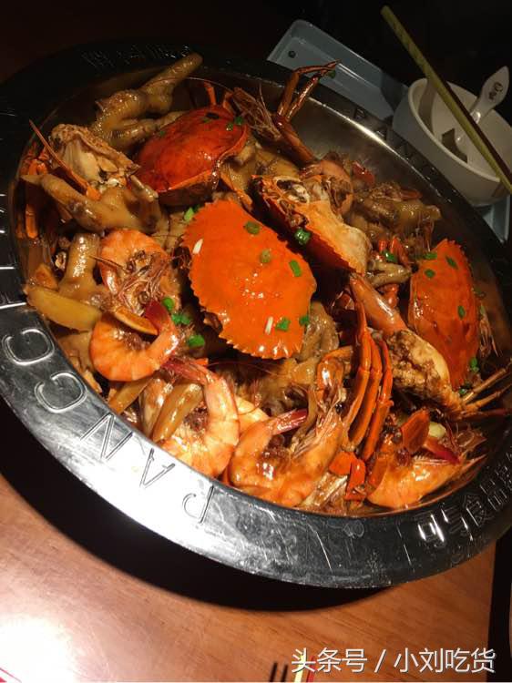 武汉美食美女视频,98妹子的美食记录