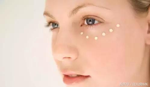 脸色暗沉长痘怎么化妆好,脸色不均怎么调理最有效