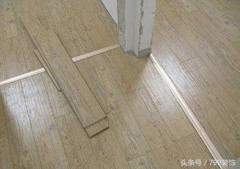 木地板两块之间缝隙鼓起怎么处理,家里木地板突然鼓起来了怎么办