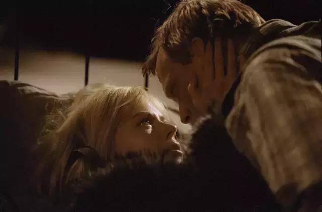 除了以暴制暴还能用什么方法,除了以雷霆击破黑暗还可以喊什么