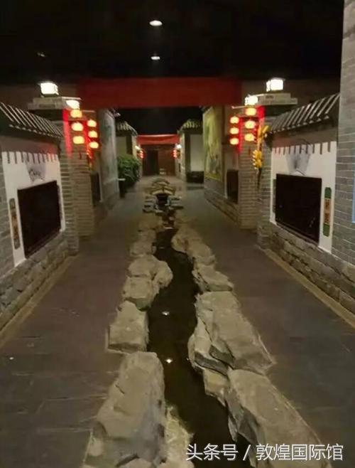 原生态无污染绿色食物,聚贤生态园李家铁锅炖凉菜菜单