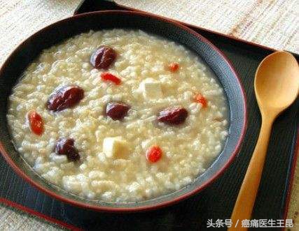 肿瘤患者咽喉肿痛怎么办？饮食上应关注什么！