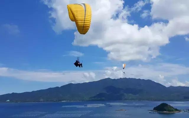 嗨玩重庆滑翔伞,嗨玩踏青季