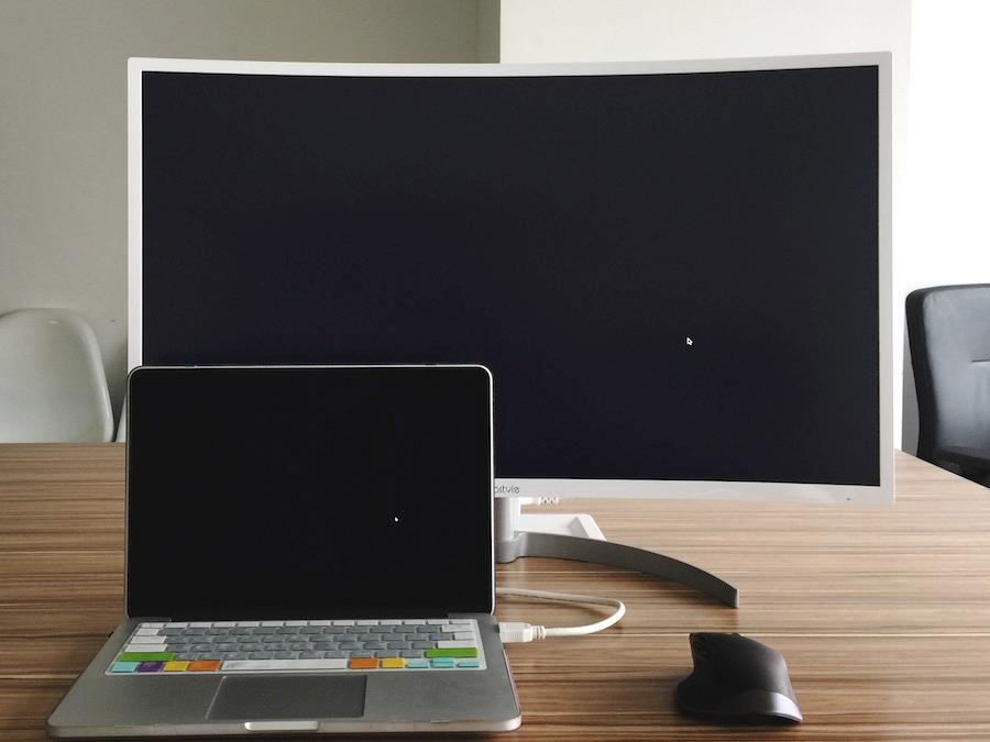 曲面屏显示器看起来真的舒服吗,27寸165hz2k曲面显示屏体验效果