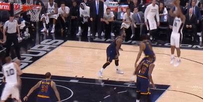 一肘就把詹皇击倒？这个*男美**子竟……