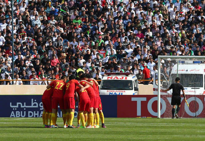 郑智球场上的拼命三郎,谁能接替郑智的位置