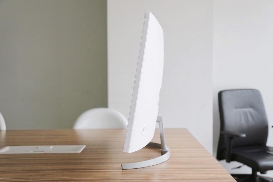 曲面屏显示器看起来真的舒服吗,27寸165hz2k曲面显示屏体验效果