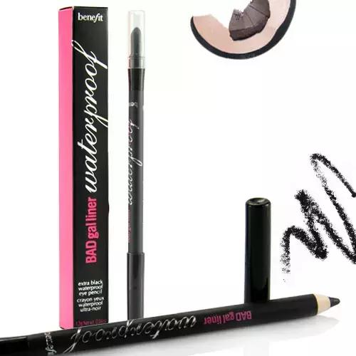 夏季眼部皮脂出油，哪支眼线笔更持久？