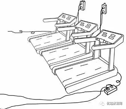 虹口足球场火灾责任人,上海虹口足球场现场