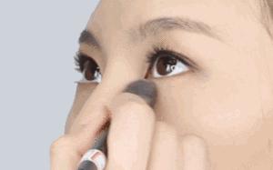 脸色暗沉长痘怎么化妆好,脸色不均怎么调理最有效