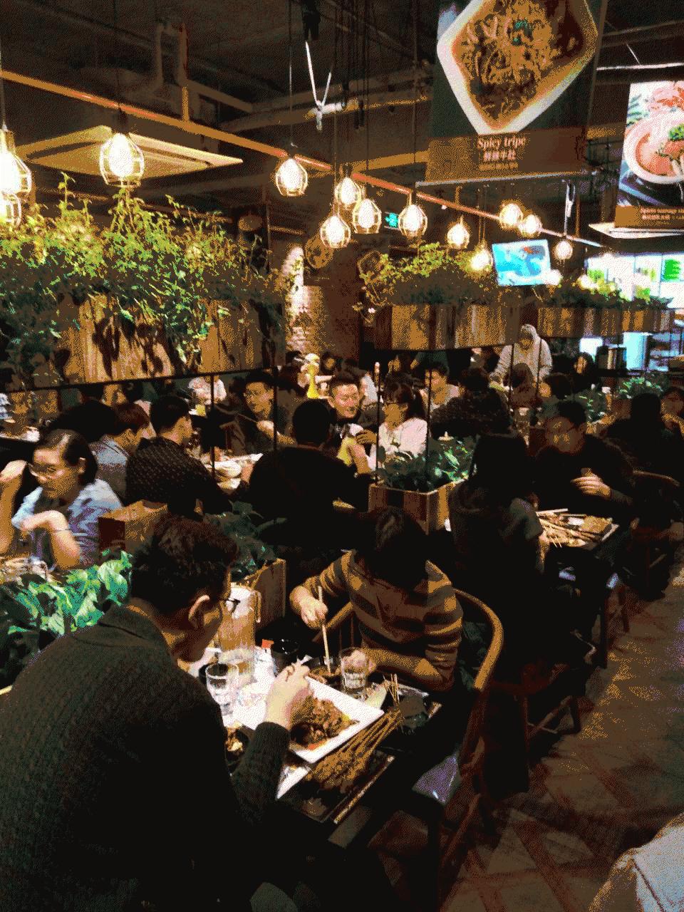 男朋友凌晨出去玩,男朋友深夜出门能干什么