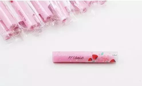 到了泰国买什么比较好,去泰国旅游买青草膏