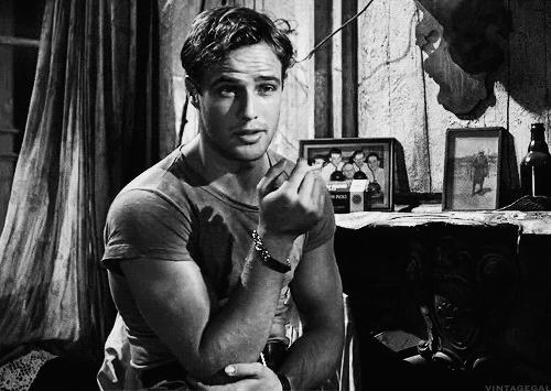 棣欒崏楂樺厜鏃跺埢,棣欒崏鐢靛奖绮惧僵鐗囨