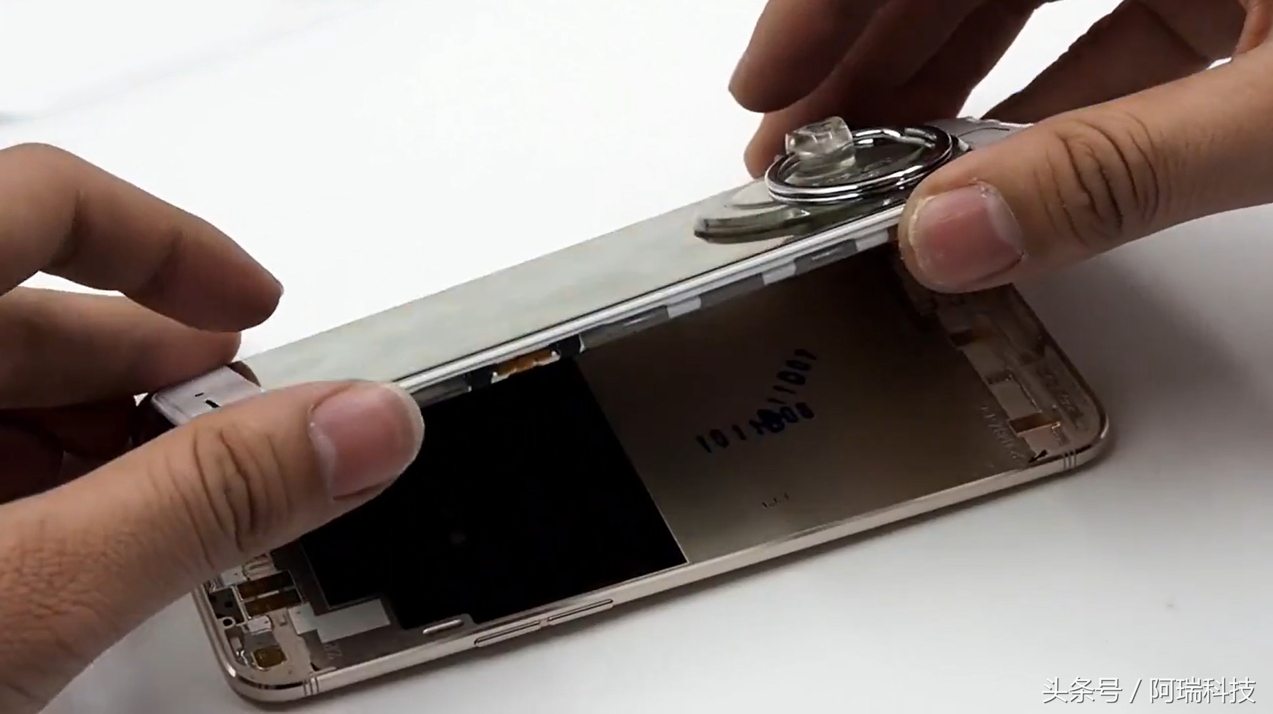 oppor9s鎷嗚В瑙嗛鏁欑▼,oppor9s鎷嗘満璇︾粏鍥捐В