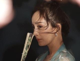 杨幂赵又延合体拍摄大片，三生三世十里桃花情景再现