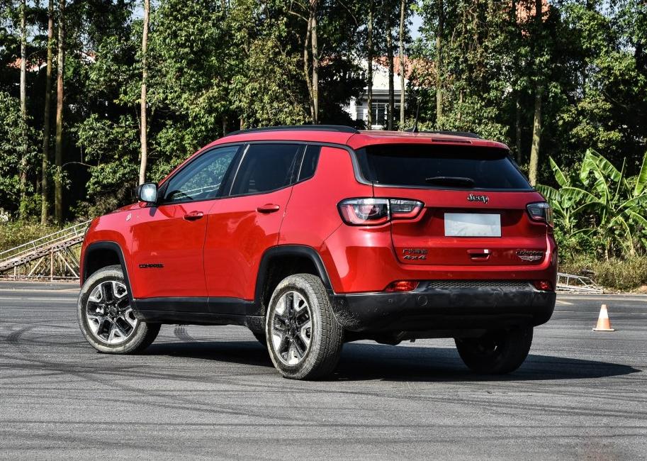 24款jeep大切诺基,2023款jeep指南者四驱高性能版