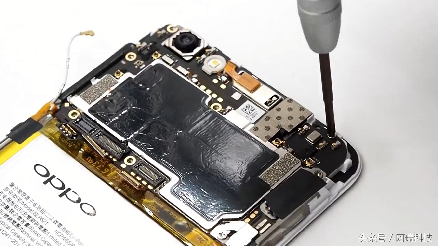 oppor9s鎷嗚В瑙嗛鏁欑▼,oppor9s鎷嗘満璇︾粏鍥捐В