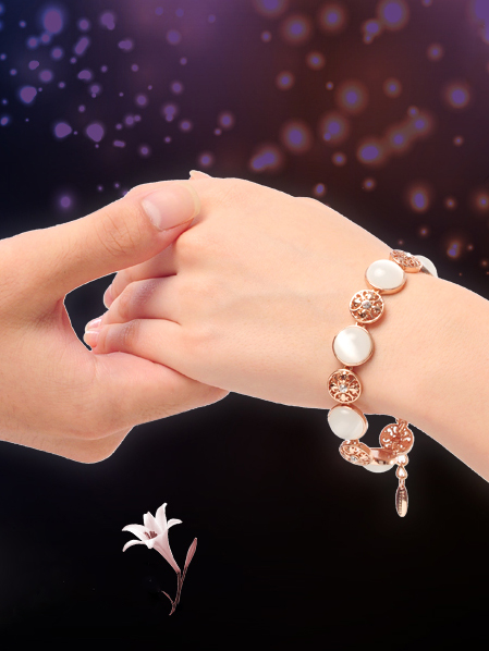 唯美淡雅精致手链衬托腕间情调,绝美仙气手链