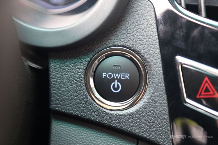 2017款比亚迪e5300购车手册：推荐尊贵型