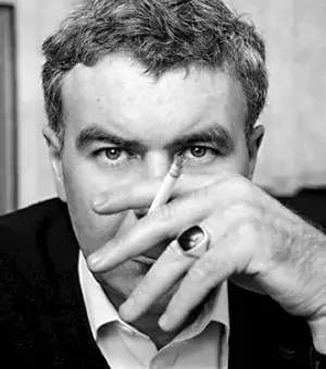 雷蒙德卡佛极简主义,雷蒙德卡佛大教堂羽毛解析