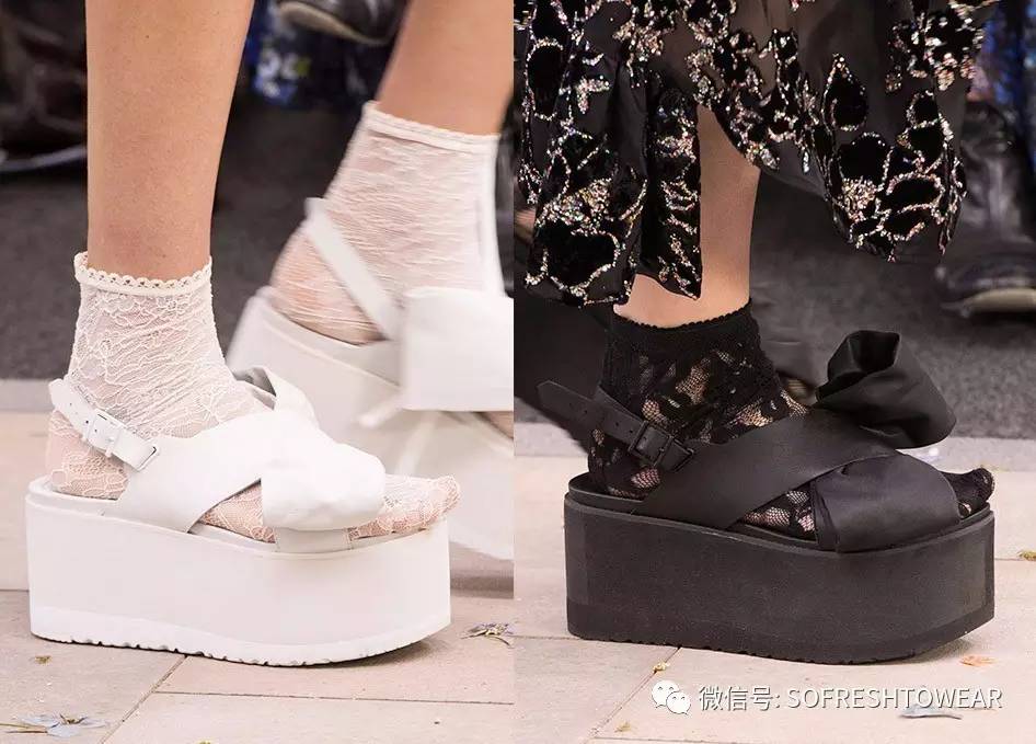 ugg鞋穿搭,ugg复古鞋怎么搭配衣服