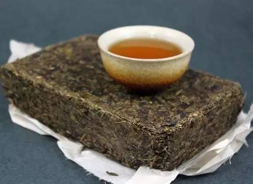 北京城的茶碗里，有1500公里外的安化黑茶