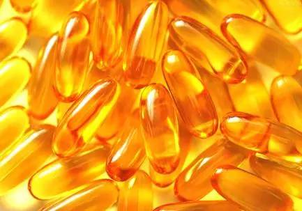 鱼肝油吃多了中毒新闻,鱼肝油食用过多中毒的原因