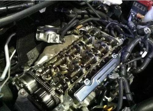 尼桑轩逸6万公里烧机油,骐达轩逸烧机油