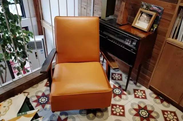 这座藏在旧城区菜市场里的“百货”，装满了老厦门的味道！