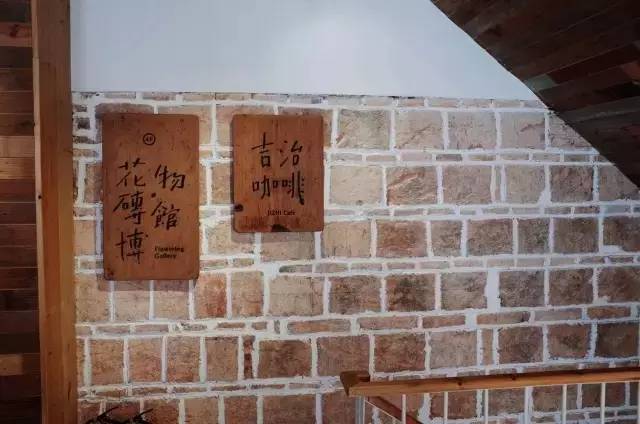 这座藏在旧城区菜市场里的“百货”，装满了老厦门的味道！