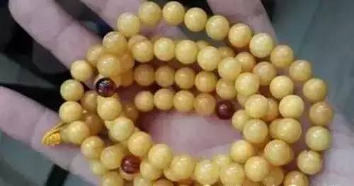 辨别烤色老蜜蜡方法图片,鉴别老蜜蜡的简单方法图片