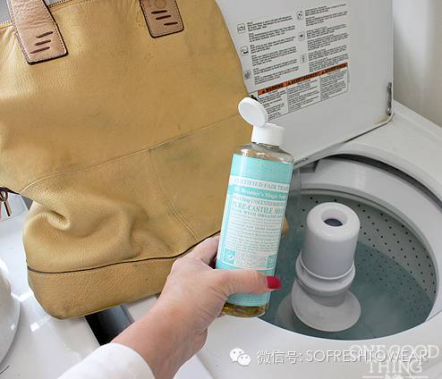 哑光包包脏了怎么打理,买完蔻驰的包怎么保养