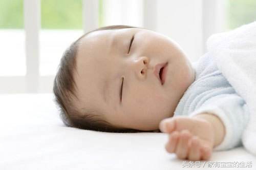 7-8个月的小孩睡眠如何调整,婴儿睡觉无法进入深睡眠