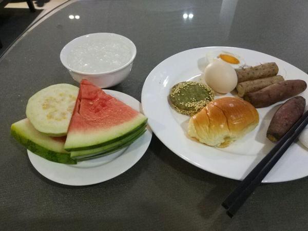 华里酒店属于几星级,汉庭酒店为啥无线网很卡