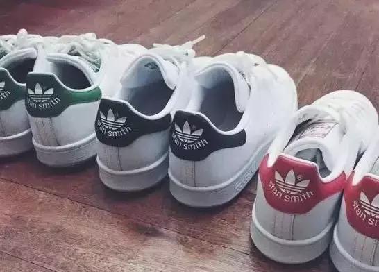 璧拌繃閭ｄ箞澶氳矾姝屾洸,璧拌繃閭ｄ箞澶氳矾