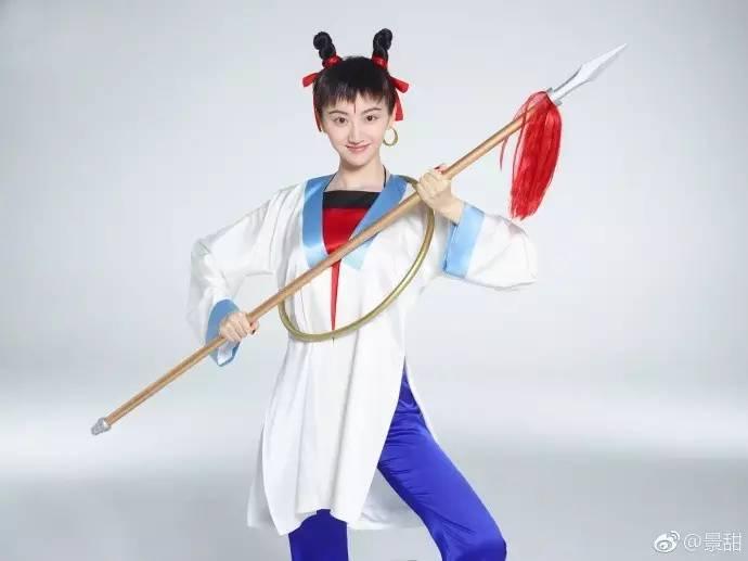 同样是晒素颜，为什么活跃得像高仿的大甜甜洗个脸就能圈粉无数？