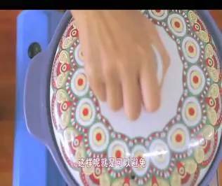 煮绿豆汤怎么让绿豆汤不发黑,绿豆汤为什么变黑了