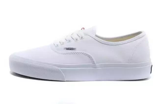 璧拌繃閭ｄ箞澶氳矾姝屾洸,璧拌繃閭ｄ箞澶氳矾