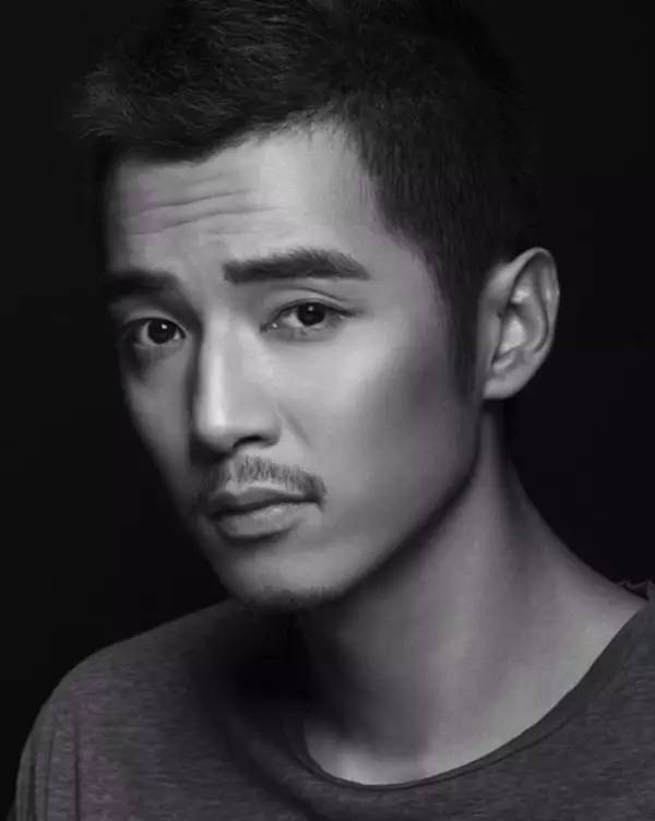 留小胡须有什么讲究,留胡须有技巧