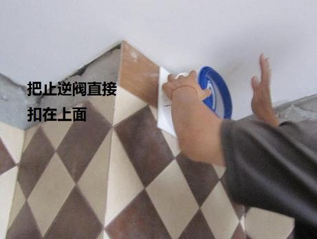 楼下做饭的烟飘上来怎么办,楼下油烟味反到我家怎么办