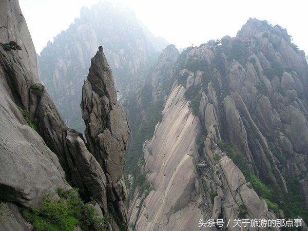 书法第一山石刻,中华第一峰的石刻书法