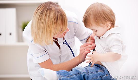 宝宝肛周有点肿怎么回事,婴儿肛周肿是什么原因