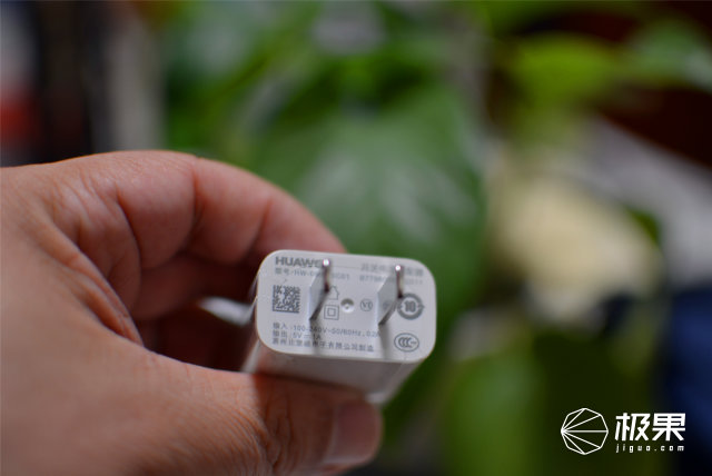 荣耀8青春版深度测评,荣耀8青春版有什么高级功能